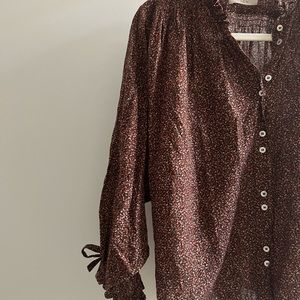 Doen Mauve Floral Button Up Top, size S.